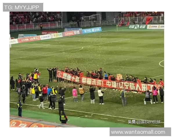 辽宁铁人冲超成功将进行花车巡游 辽宁铁人冲超成功将进行花车巡游