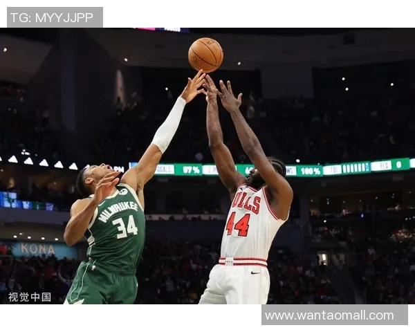 雄鹿终结公牛5连胜：字母哥复出29+8争议暴扣引冲突 吉迪13+7+9