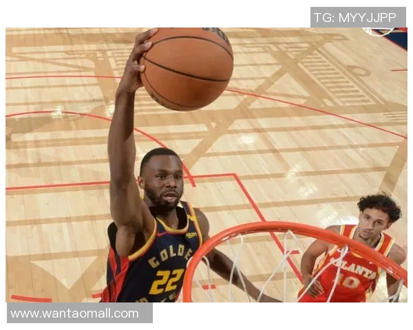 潇洒写意！维金斯晃开防守走底线突破 起飞完成滑翔双手暴扣